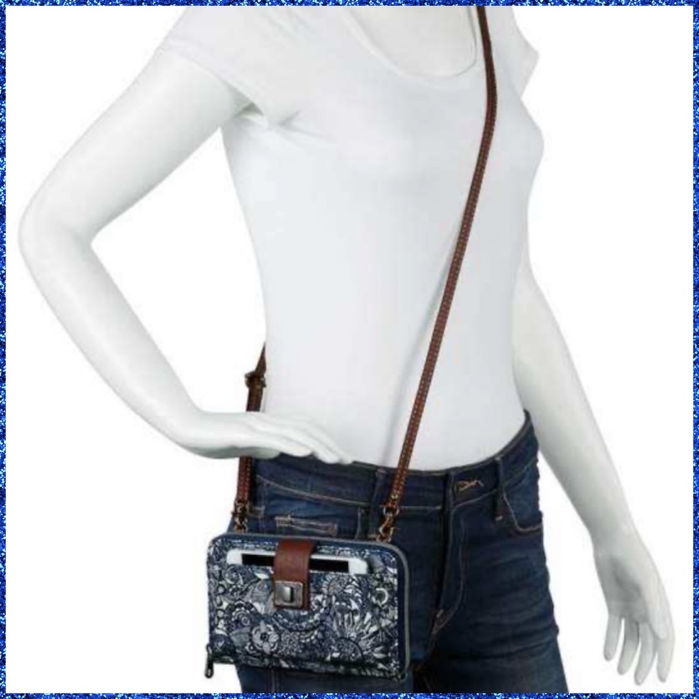 NWT Phone Bag